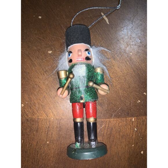 GREEN RedWHITE NUTCRACKER 4.5 Plastic ORNAMENT - Picture 1 of 3